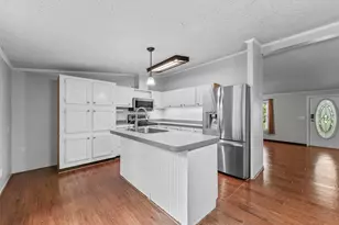 11899 Oak Apple Ct, Willis, TX 77378 - Photo 7