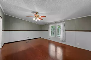 11899 Oak Apple Ct, Willis, TX 77378 - Photo 9