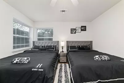 11915 Sea Shore Drive, Houston, TX 77072 - Photo 9