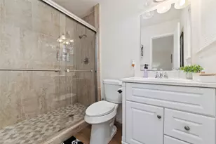 11915 Sea Shore Dr, Houston, TX 77072 - Photo 9