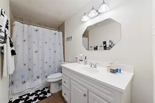 11915 Sea Shore Dr, Houston, TX 77072 - Photo 7