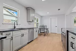 6114 Valkeith Dr, Houston, TX 77096 - Photo 15