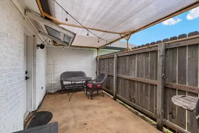 110 Dozent Lane, Baytown, TX 77521 - Photo 19