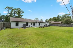 110 Dozent Ln, Baytown, TX 77521 - Photo 29