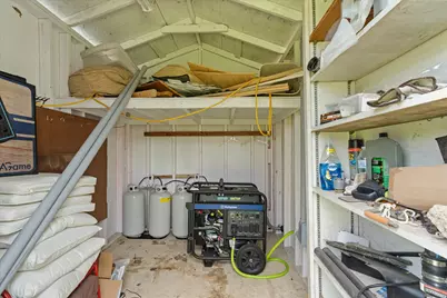 110 Dozent Lane, Baytown, TX 77521 - Photo 27