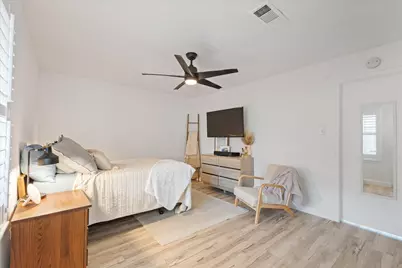 110 Dozent Lane, Baytown, TX 77521 - Photo 17