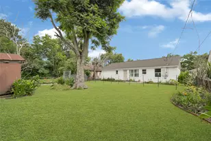 5714 Peacock St, Houston, TX 77033 - Photo 5