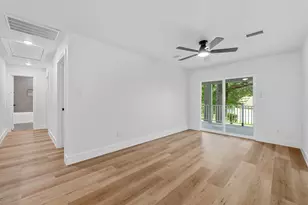 240 Sarasota Cir S, Montgomery, TX 77356 - Photo 21