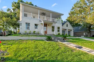 240 Sarasota Cir S, Montgomery, TX 77356 - Photo 3