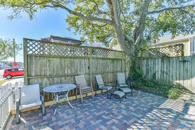 1213 18th Street, Galveston, TX 77550 - Photo 31
