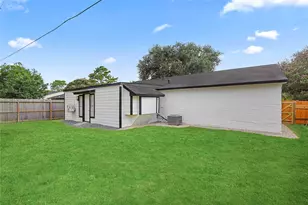 6814 Loch Langham Dr, Houston, TX 77084 - Photo 25