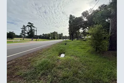 2103 E Houston Avenue, Crockett, TX 75835 - Photo 11