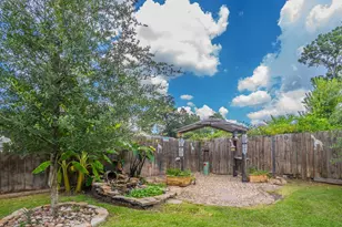 9818 Toucan Ln, Conroe, TX 77385 - Photo 25