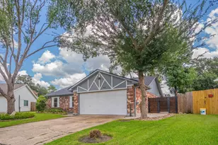 9818 Toucan Ln, Conroe, TX 77385 - Photo 19