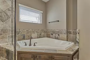 1114 W 15th St, Houston, TX 77008 - Photo 21