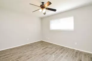 9215 Sharpcrest St, Houston, TX 77036 - Photo 21