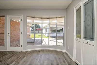 9215 Sharpcrest Street, Houston, TX 77036 - Photo 7