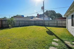 9215 Sharpcrest St, Houston, TX 77036 - Photo 29