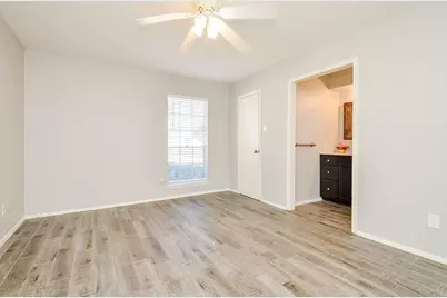 9215 Sharpcrest Street, Houston, TX 77036 - Photo 15