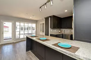 9215 Sharpcrest St, Houston, TX 77036 - Photo 9