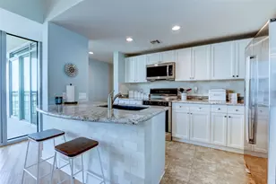 801 E Beach Dr, Galveston, TX 77550 - Photo 5