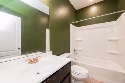10010 Yanet Grove Lane, Houston, TX 77044 - Photo 23