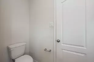 10010 Yanet Grove Ln, Houston, TX 77044 - Photo 19