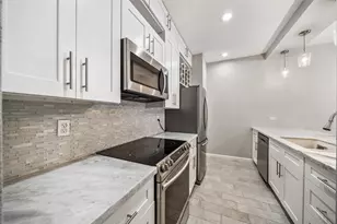 346 Wilcrest Dr, Houston, TX 77042 - Photo 17