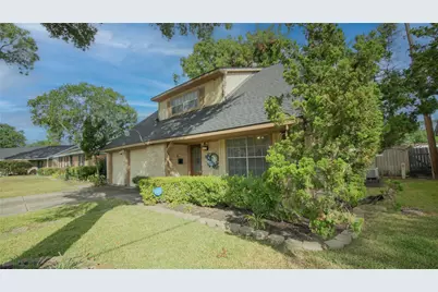 11746 N Evelyn Circle, Houston, TX 77071 - Photo 3