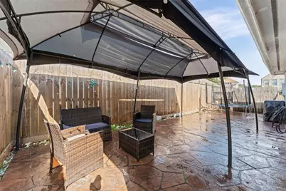 822 Green Pines Forest, Houston, TX 77067 - Photo 17