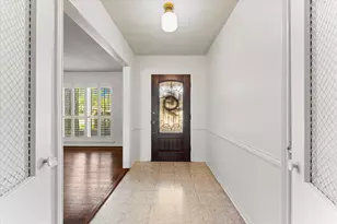 983 W Donovan St, Houston, TX 77091 - Photo 7
