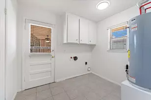 983 W Donovan St, Houston, TX 77091 - Photo 33
