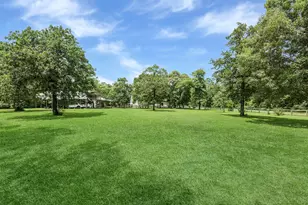 30311 N Holly Oaks Cir, Magnolia, TX 77355 - Photo 29