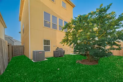 11922 Briarwood Hill Way, Houston, TX 77051 - Photo 45