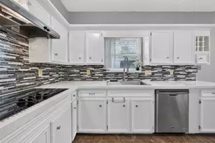 5714 Arbor Vitae Dr, Houston, TX 77092 - Photo 13