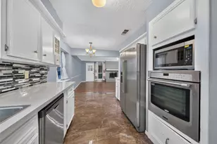 5714 Arbor Vitae Dr, Houston, TX 77092 - Photo 15