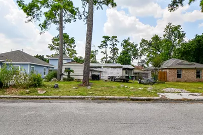 3854 Arbor Street, Houston, TX 77004 - Photo 3