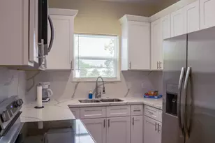 6743 Madrid St, Houston, TX 77021 - Photo 5