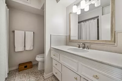 7533 Del Monte Drive, Houston, TX 77063 - Photo 11