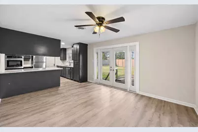 10319 Old Orchard Road, La Porte, TX 77571 - Photo 11