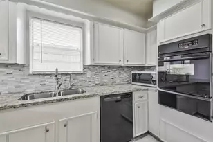 9614 Ballin David Dr, Spring, TX 77379 - Photo 19