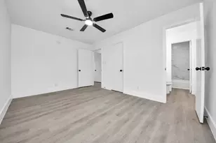 11222 Cliffwood Dr, Houston, TX 77035 - Photo 25