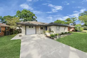 1226 Stonecrest, Houston, TX 77018 - Photo 3