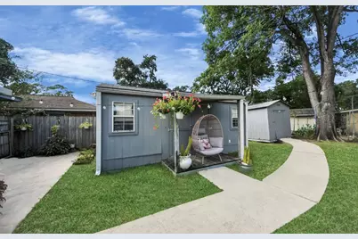 1226 Stonecrest, Houston, TX 77018 - Photo 7