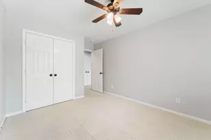 8026 Loyel Pointe Dr, Houston, TX 77064 - Photo 23