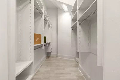 1518 Hillendahl Boulevard, Houston, TX 77055 - Photo 23