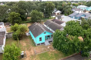 4807 Ave P 1/2, Galveston, TX 77551 - Photo 11