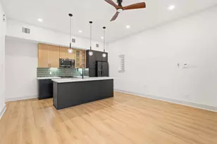 9819 Turnbow St, Houston, TX 77029 - Photo 7