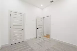 9819 Turnbow St, Houston, TX 77029 - Photo 21