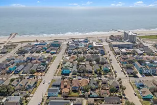 3111 Avenue R, Galveston, TX 77550 - Photo 39